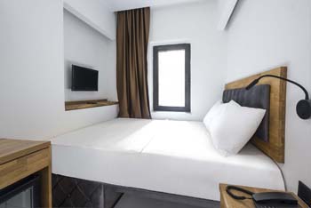 Uk HOTEL ISTANBUL